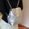 Нишевая портативная маленькая сумка женская 2025 новая мода ромбовидная сумка-ведро маленький ароматный ветер цепочка универсальная полоска рюкзак