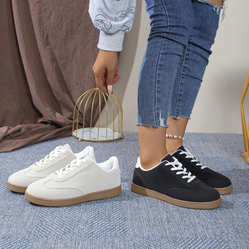 Модные осенние новые повседневные спортивные туфли с круглым носком и плоской подошвой, модные популярные кроссовки на шнуровке, нескользящие женские вулканизированные туфли