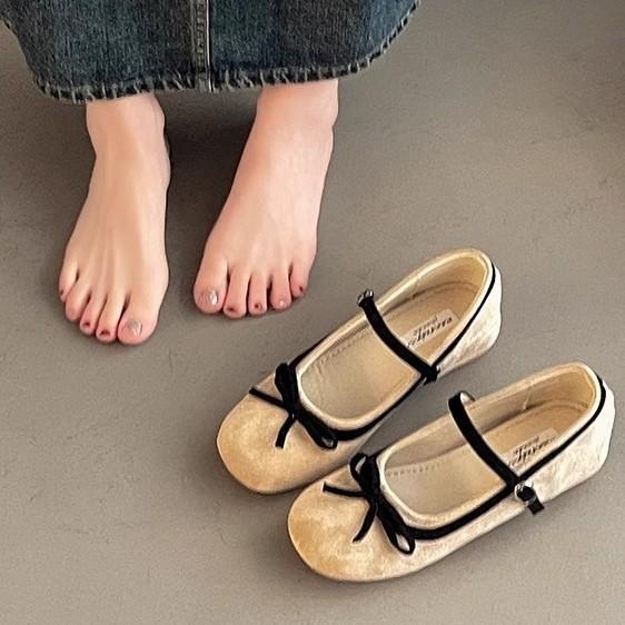 Женские туфли Мэри Джейн с французским розовым бантом весна-осень 2025 года, новые балетки с пряжкой из одного слова, увеличивающие рост изнутри