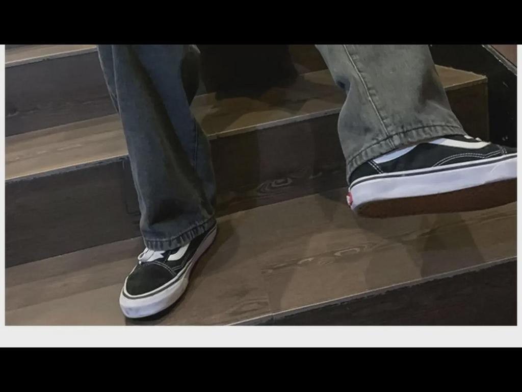 Men's Black Retro Wide-Leg Jeans - New Autumn Trend, High Street Style, Straight Loose Fit, Large Size Available.