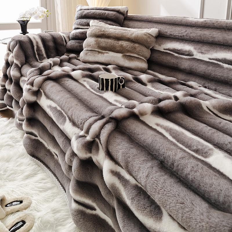 Cream Wind Rabbit Plush Sofa Cover Thick Warm Blanket Sofa Cushion Anti-slip One-piece Sofa Towel