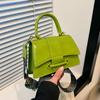 Популярная в этом году женская сумка 2024 года, зимняя новая тенденция, нишевая дизайнерская сумка, повседневная простая сумка-мессенджер для женщин