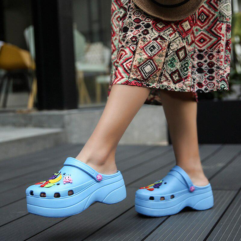 Женские цветные сандалии сабо