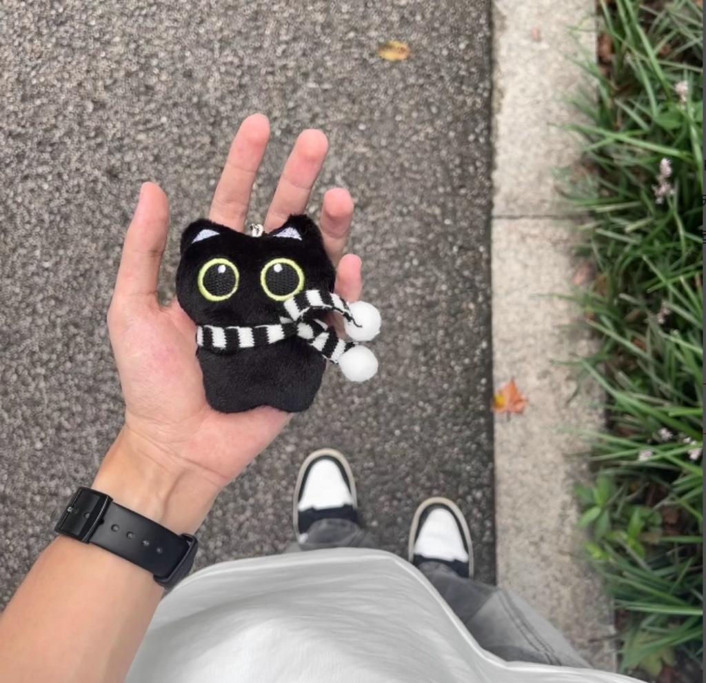 10cm Black Cat Plush Toy – Soft Mini Stuffed Animal Doll, Cute Pendant Pillow for Kids Birthday Gifts & Keychain Decor