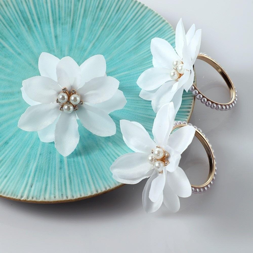 3pcs White Napkin Rings Silk Flower Napkin Buckles Vintage Napkin Holders  Dinner Table Decoration