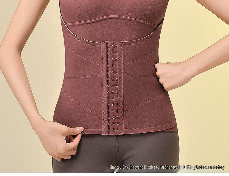 Женский плюшевый термобазовый слой: Бархатная теплая рубашка, подчеркивающая талию и утягивающая живот, с жилетом, генерирующим тепло, и поддерживающим поясом.