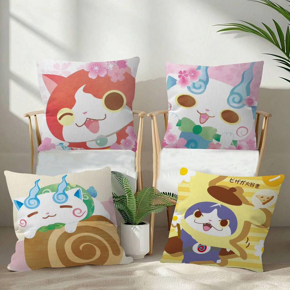 Anime Yokai Cute Watch Maple Design Cushion Cover Happy Autumn Harvest decor Holiday Decorati Pillow Cover