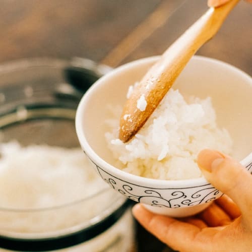 Стеклянная кастрюля для риса HARIO для микроволновой печи на 1-2 чашки, для микроволновой печи, черная, на 1-2 чашки, сделано в Японии, подарок, подарочный, подарок XRCN-2-B