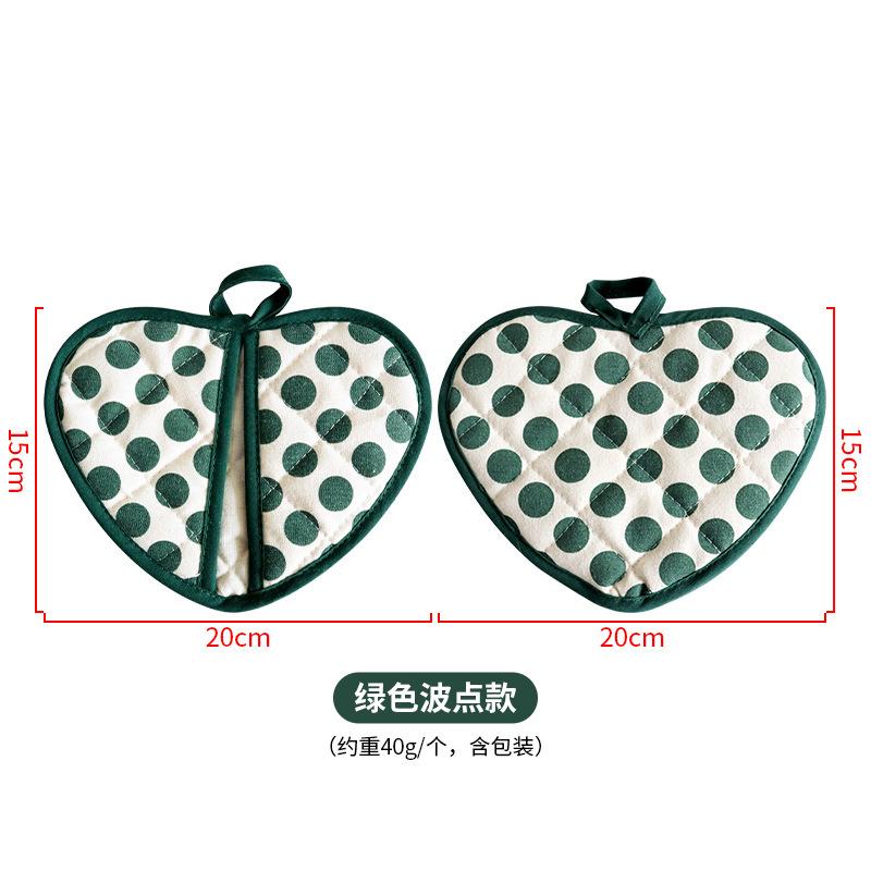 Baking kitchen high-temperature resistant oven special double-layer thick cotton heart-shaped hand clip insulation pad coaster