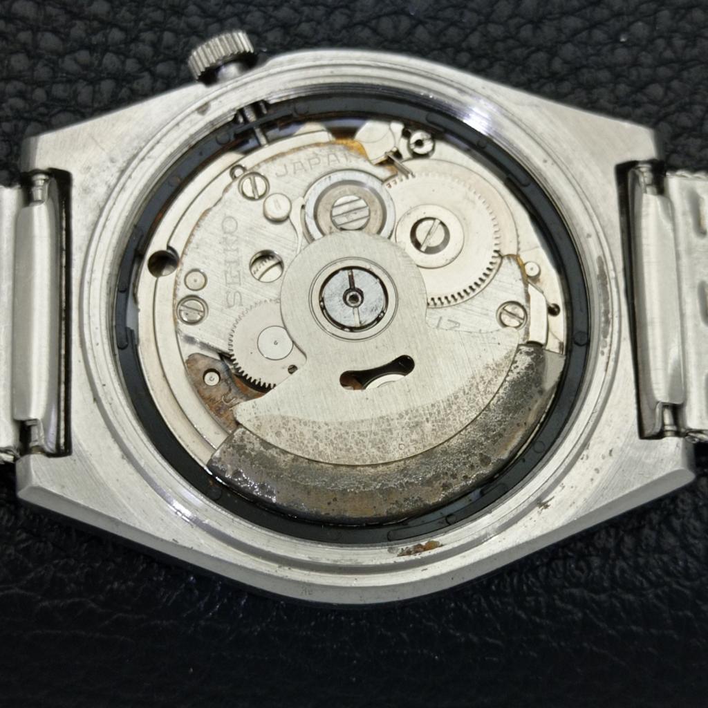 Seiko 5 АВТОМАТИЧЕСКИЕ ЯПОНСКИЕ 7009A МУЖСКИЕ ВИНТАЖНЫЕ ЧАСЫ С ЧЕРНЫМ ЦИФЕРБЛАТОМ a701318-5 R206a-a701318