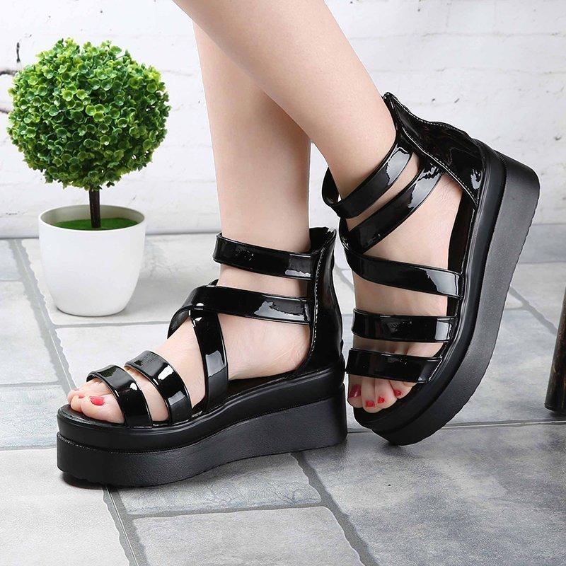 Leather Roman Sandals Women New Summer Breathable Non-Slip Flat Casual Sandals Beach Shoes Outdoor Women's Shoes
