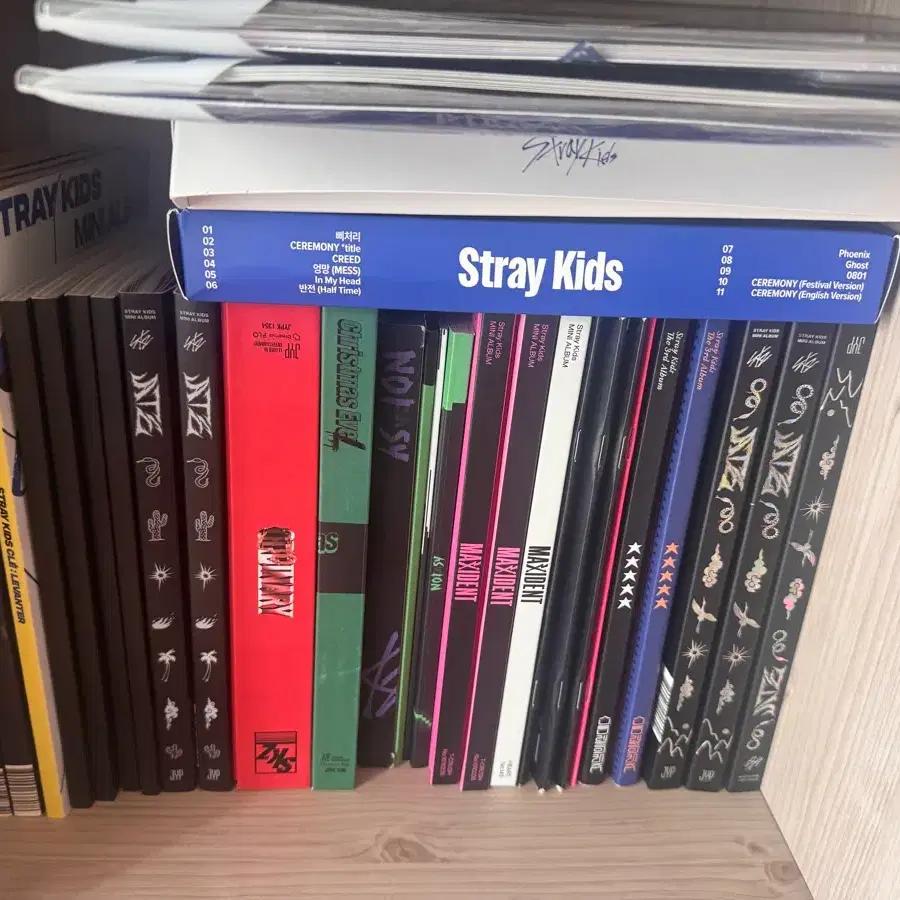 stray kids SKZ album,sealed album,Riryoku Postcard sales