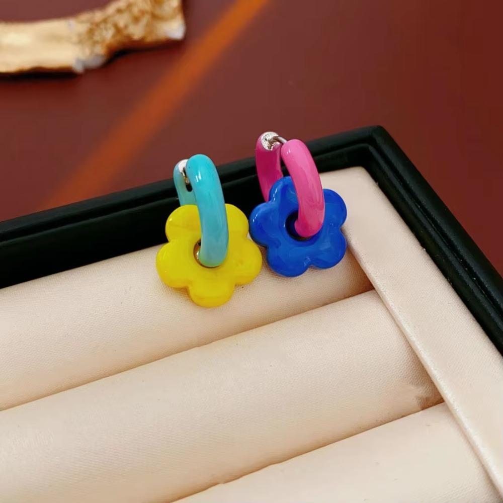 1pair Dopamine Flower Earrings Gold Color Circle Hoop Earrings Sweet Fashion Jewelry Gift