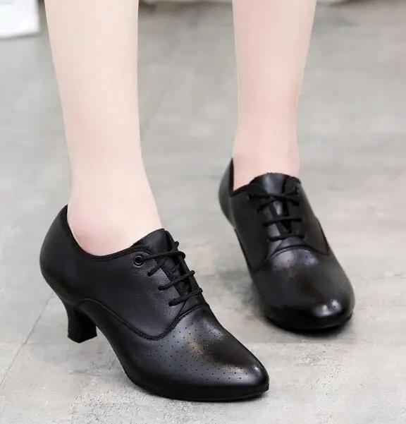  Women Genuine Leather Jazz Dance Shoes Latin Salsa Ballroom Shoes Soft Breath Woman Practice Dancing Shoes Ladies Sneaker
