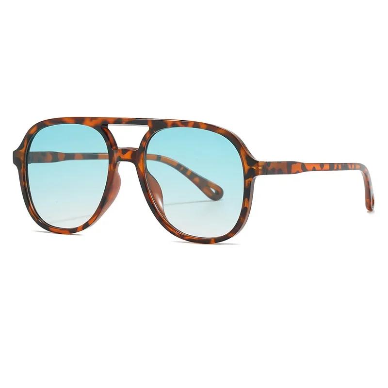 Fashionableable and Minimalist Double Beam Large Glass Frame Sunglasseses Men's Style and Women's Style Leisure Fishing Driving Use Blackout Glasses