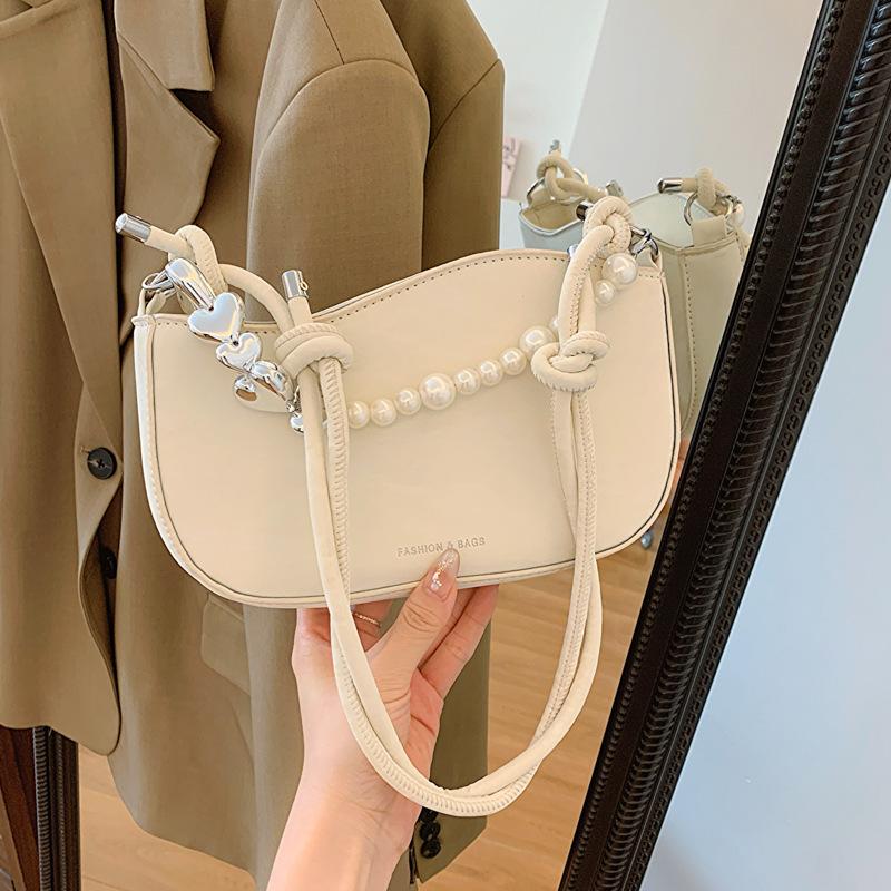Маленькая сумка на цепочке из жемчуга высокой ценности, женская, новая нишевая маленькая сумка кроссбоди, модная наплечная сумка-подмышка, весна-лето 2025