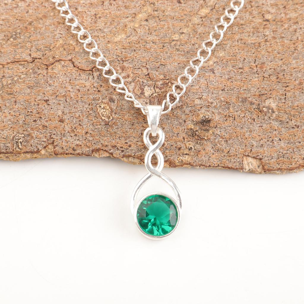 Green Emerald Gemstone Pendant Jewelry, Handmade Gorgeous Silver Pendant , 925 Sterling Silver Jewelry For Wedding Gift