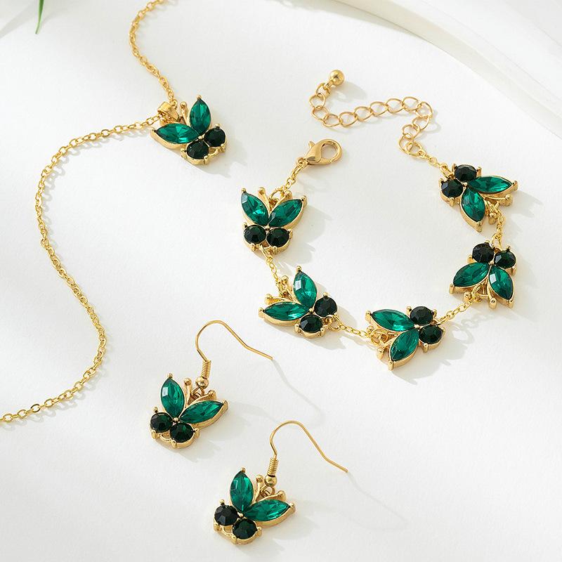 Комплект из ожерелья, браслета и сережек «Бабочка»