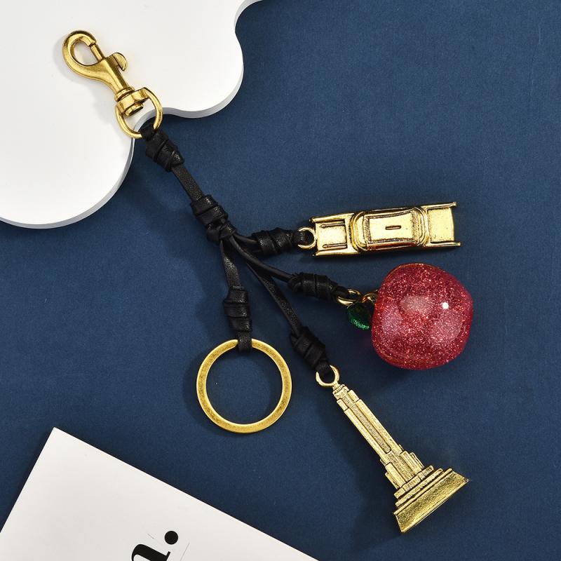 Модный брелок для ключей в виде строительной башни из фруктов для женщин, девочек, высококлассное украшение для рюкзака, изысканные аксессуары, подарки