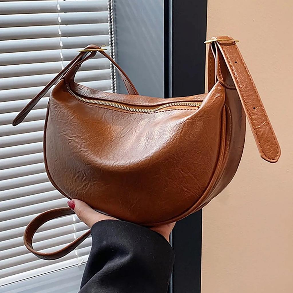 This Year's Trendy High-End Bag for Women New Niche Versatile Large Capacity Dumpling Bag Solid Color Crossbody Bag