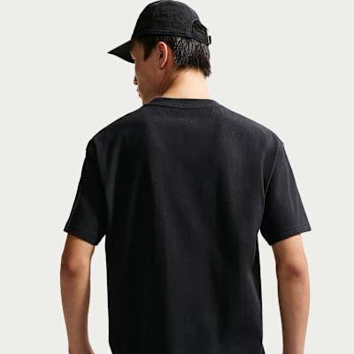 Nike Спортивные футболки Мужские Черные С круглым вырезом Умеренные