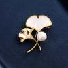 Fashionable and Niche Ginkgo Leaf Brooch, High-end Feminine Pearl Brooch, Anti-exposure Clasp