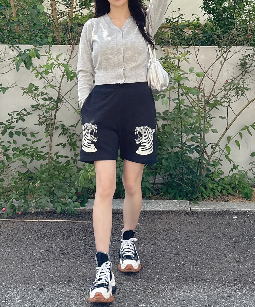 DRIFTOUT Double Pierce Tigers Cotton Shorts (2 Colors)