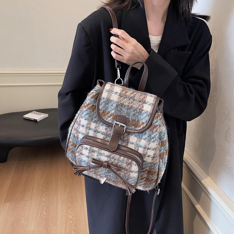 2025 Autumn and Winter New Contrasting Color Backpack Fashion Gradual Change Plaid College Student Schoolbag Suede Retro Shoulder Backpack