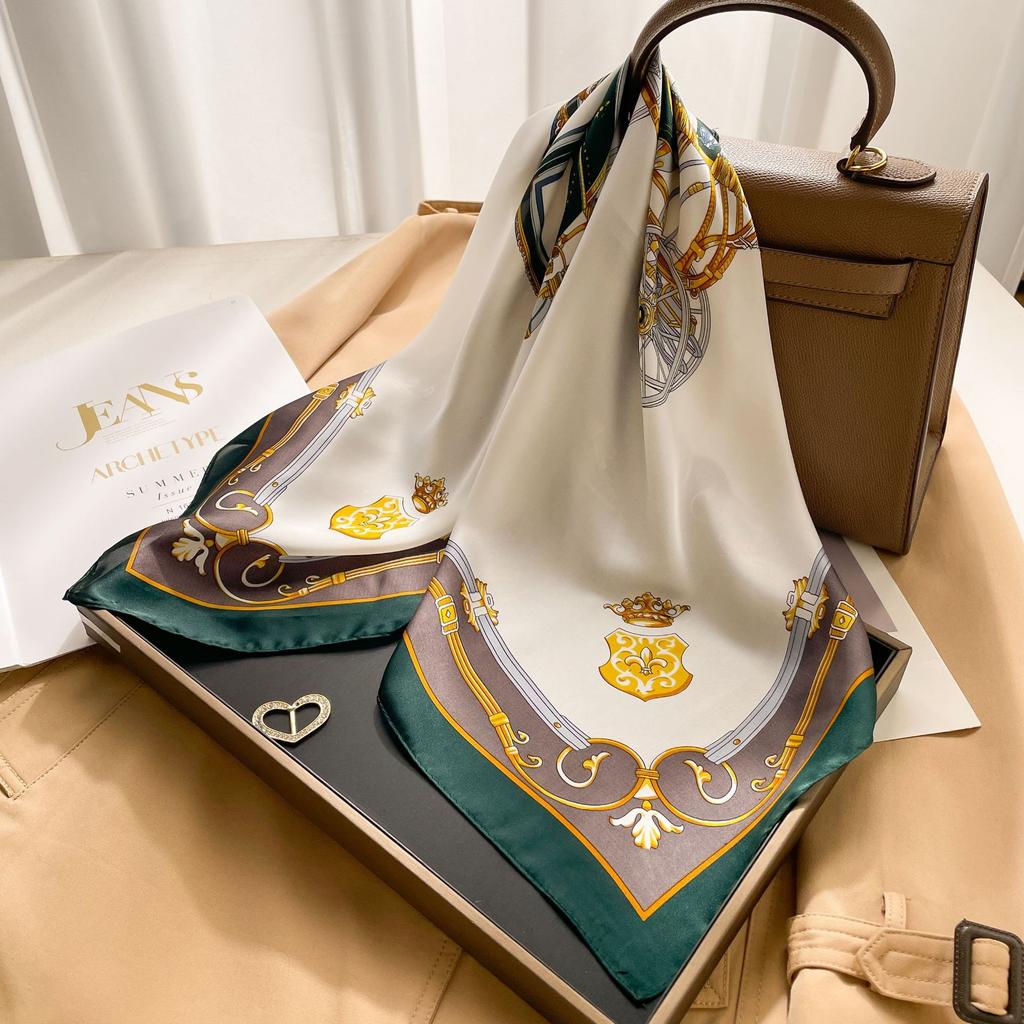 70 Small Square Scarves, Silk Scarves, Women'S Thin Versatile Sunscreen Scarves, Professional Scarves, Tied Bags, Headbands.