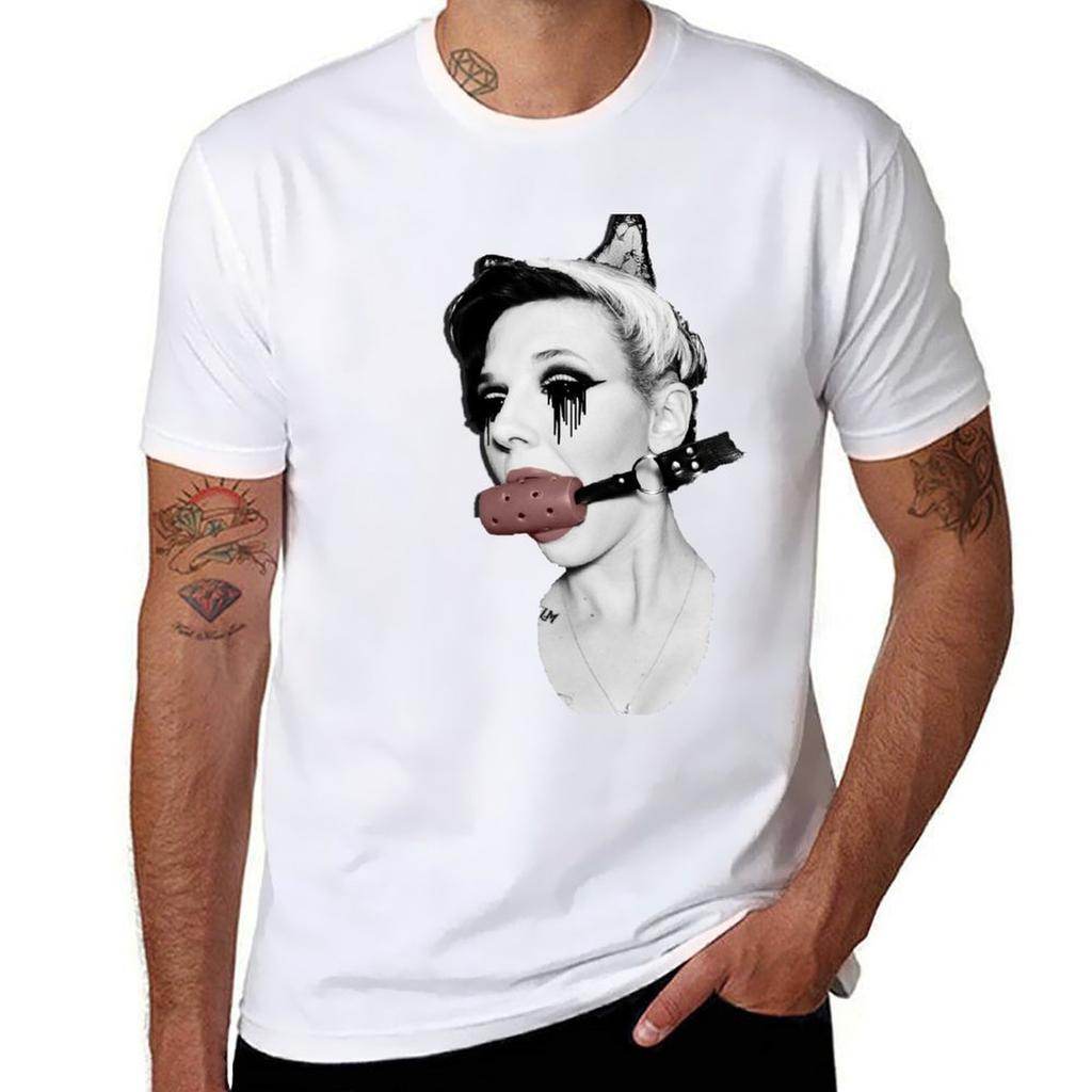 Gagged Red Tshirt Holiday All Match Tshirt