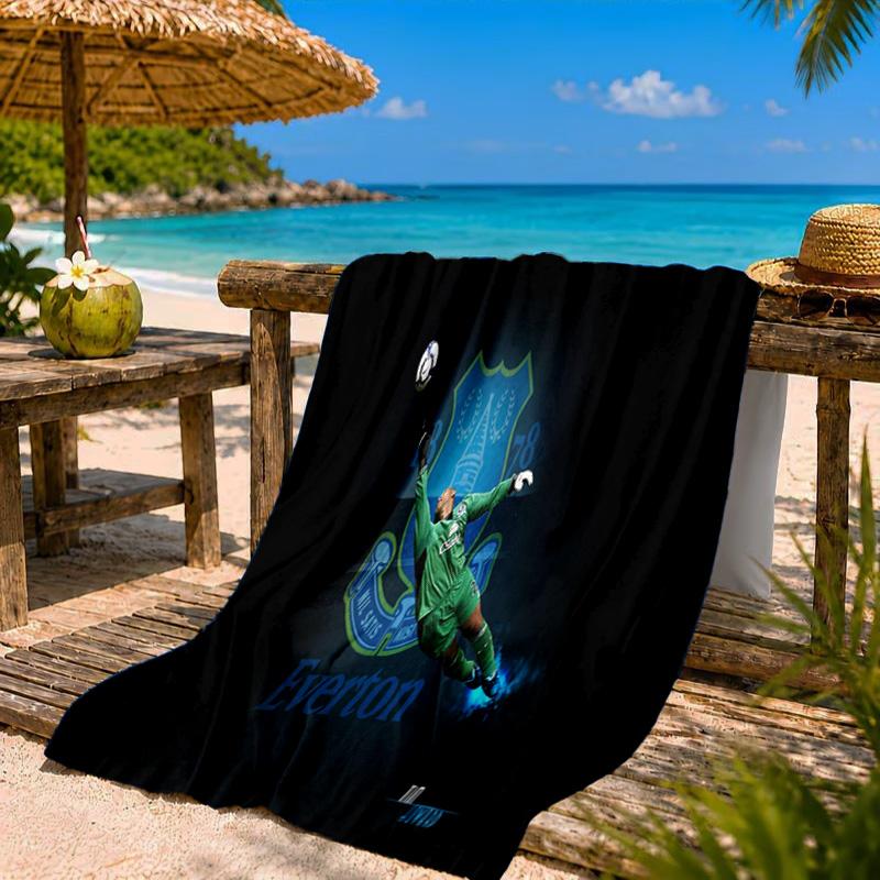 Fc Everton Crest Design Beach Towel Microfiber Beach Towel, Lightweight and Quick-Dry, for Summer Travel, Swimming Pool Fan Birthday Gift