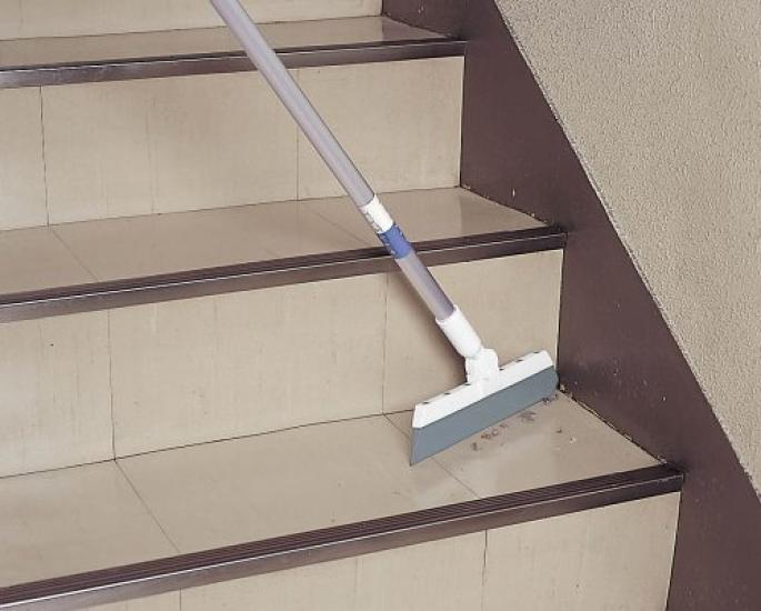 Подметальная щетка Teramoto Effect Rubber с короткой ручкой 28 см [Сделано в Японии]