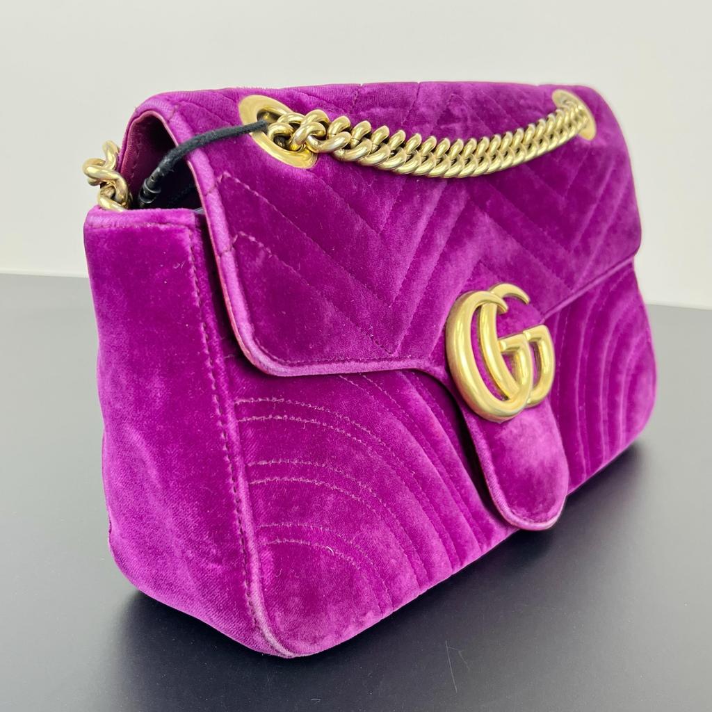[Pre-Owned] GG Marmont Vintage Logo Quilted Velvet Shoulder Bag Small - Very Good #N9DQQ1