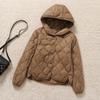 Женская легкая пуховая куртка Модная теплая ветрозащитная приталенная куртка из белого утиного пуха с капюшоном для зрелых женщин