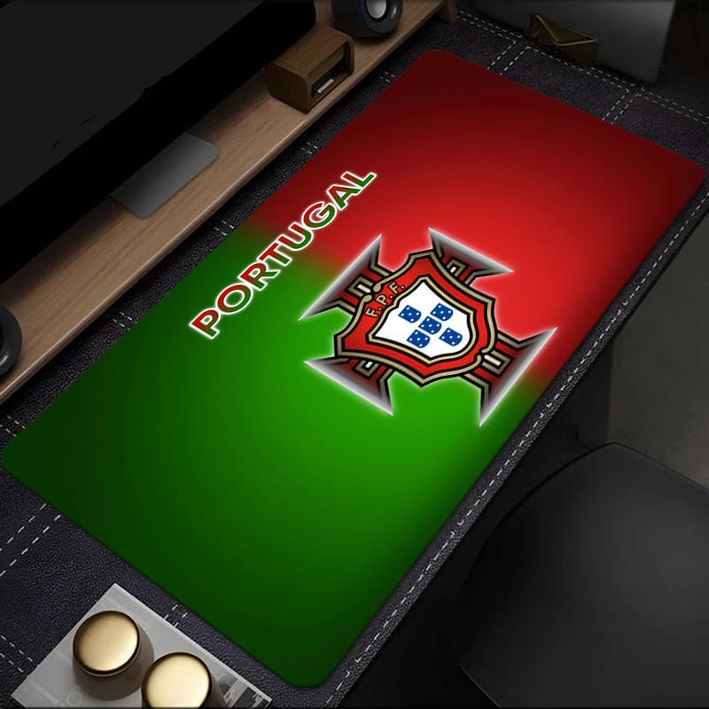 Portugal Football Crest mouse pad, rubber base, esports desk mat, mouse pad for gamers and office use, gaming desk , easy to clean mat