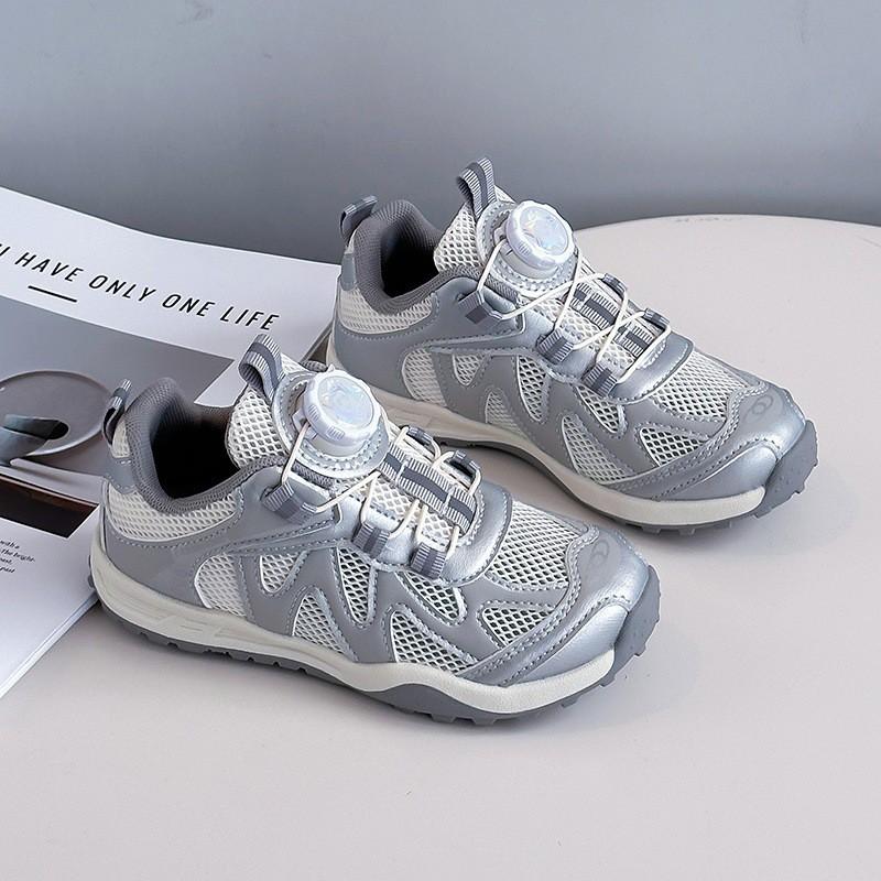 Kids Retro Hiking Shoes Outdoor Walking Lightweight Mesh Sneakers With Rotating Buckle
