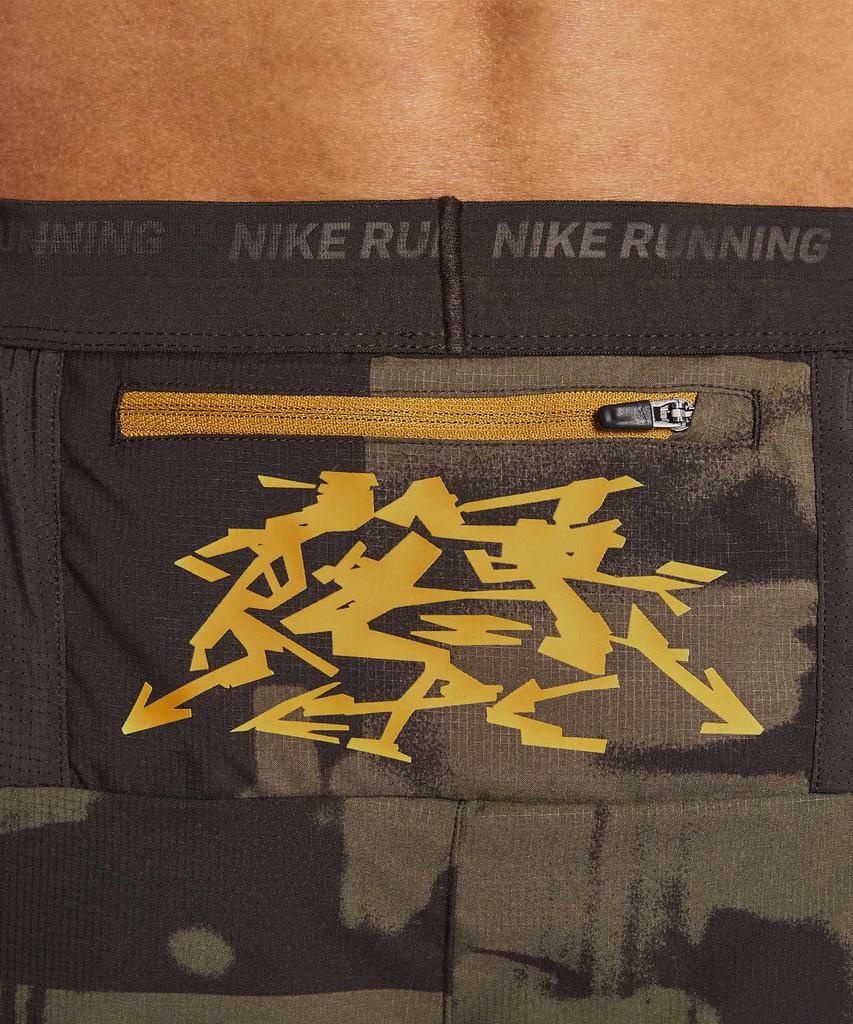 Nike Беговые шорты Stride Dry-Fit 5 дюймов с подкладкой M - Темный лесной орех:Бархатный Коричневый:Размер Мосс / Iq6058-212