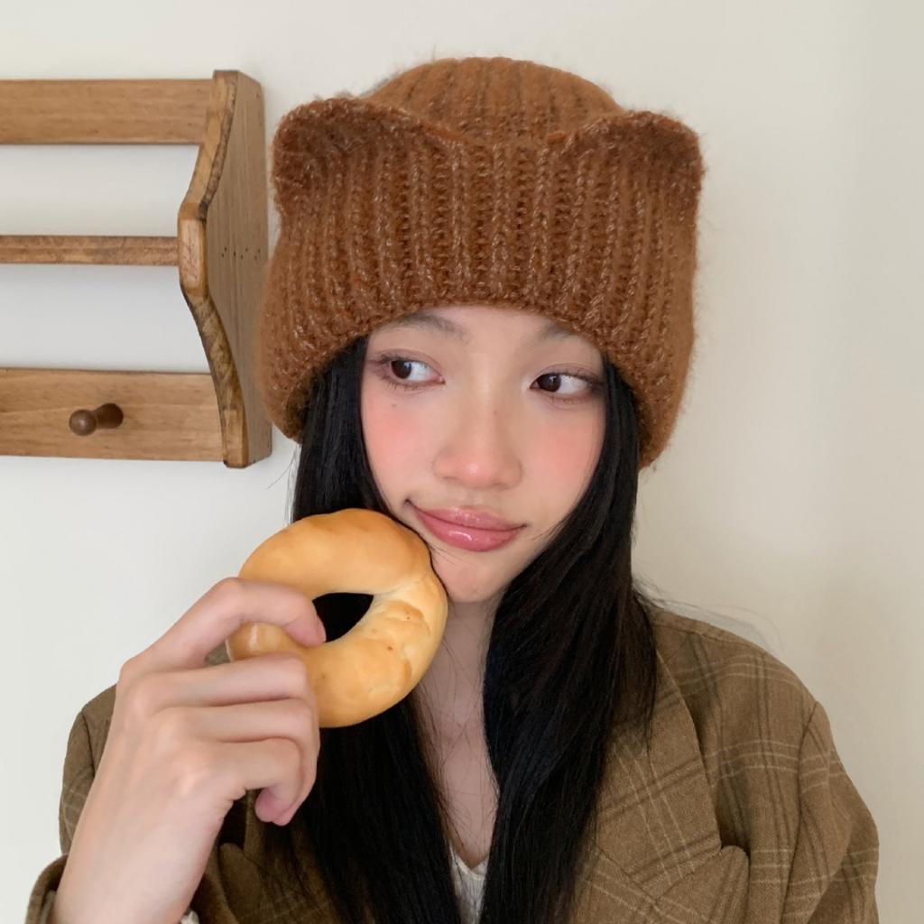 Three-dimensional Cat-ear Knitted Wool Hat, Autumn/Winter Vertical Warm and Cold Hat, Cute Girlish Versatile Pullover Hat