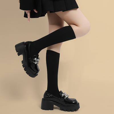 Бисквит на толстой подошве увеличивает маленькие кожаные туфли в британском стиле Lok Fu. Женские весенне-летние туфли в стиле ретро в стиле французской Мэри Джейн на высоком каблуке.