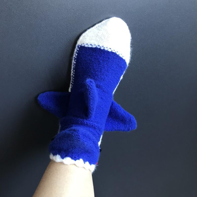 Cozy Knit Crocodile Floor Socks Women Men Winter Cartoon Animal Mid-Calf Warm Indoor Slippers