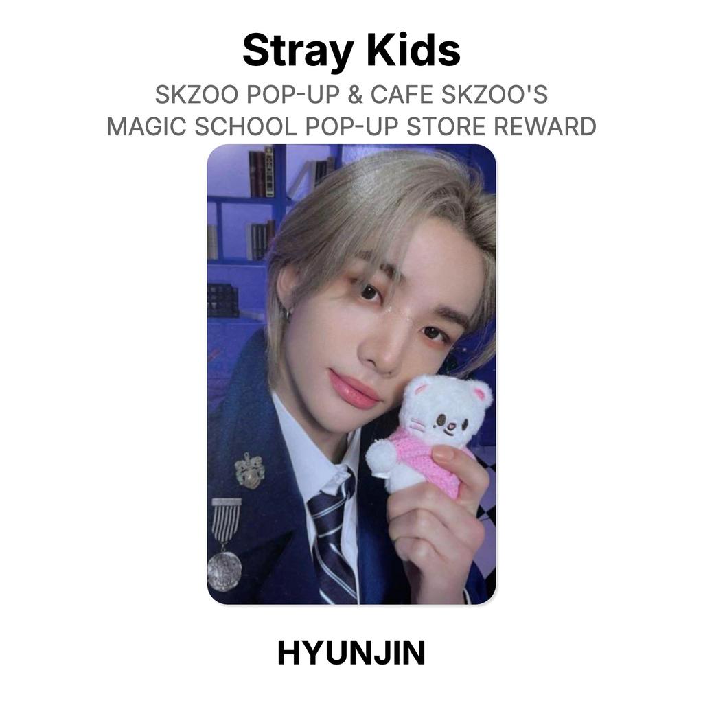 Stray Kids SKZOO POP-UP & CAFE SKZOO'S MAGIC SCHOOL POP-UP STORE НАГРАДА Официальная фотокарточка
