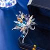 Высококачественная хрустальная брошь, женский роскошный темперамент, изысканная булавка, брошь, пиджак, цветок, многоцелевые аксессуары