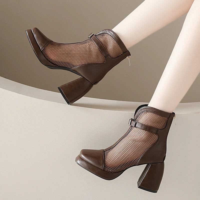 2025 Сетчатые женские ботинки Дышащие Квадратный носок Задняя молния Массивный каблук Босоножки-ботильоны Элегантная пряжка Современные ботинки