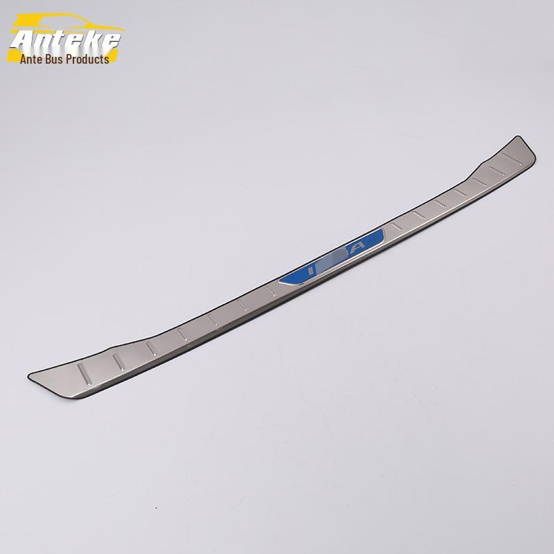 Izeh Rear Guard Plate Sequin: Stainless Steel Trunk Protection Pedal and Decorative Accessory for 18+