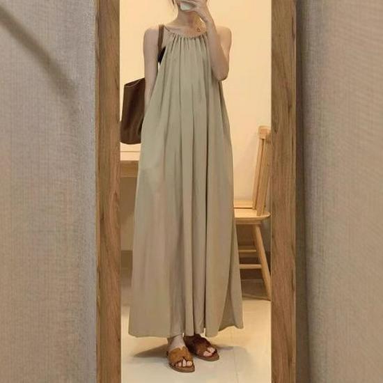 Французское нежное платье А-силуэта на тонких бретелях с завязками и карманами - Коллекция Лето 2024