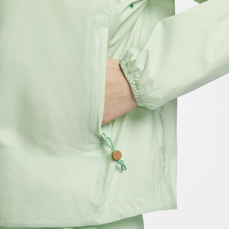 New Nike ACG Jackets & Coats Women's Vapor Green FN1966-376