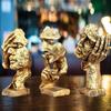 Человеческое лицо с рукой на рту Золотая статуэтка для декора дома | Декоративные предметы для комнаты | Декор стола | Декор офиса Новейший