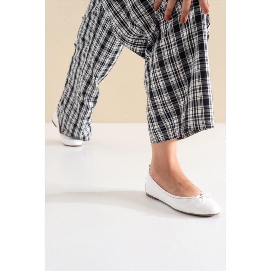 Женские повседневные туфли на плоской подошве из натуральной кожи