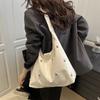New Trend Fashion Handbag Women's Tote Bag Trend Rivet Commuter Personality Casual Shoulder Underarm Bag