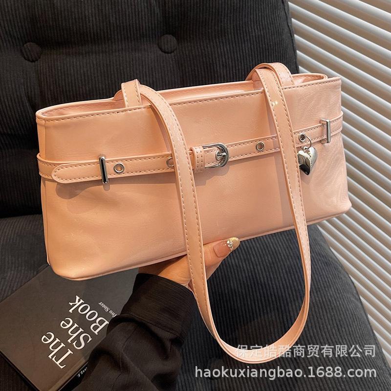 Сумка женская 2025 Новая модная фактурная сумка на плечо/подмышку Весенняя повседневная универсальная сумка-подушка для поездок